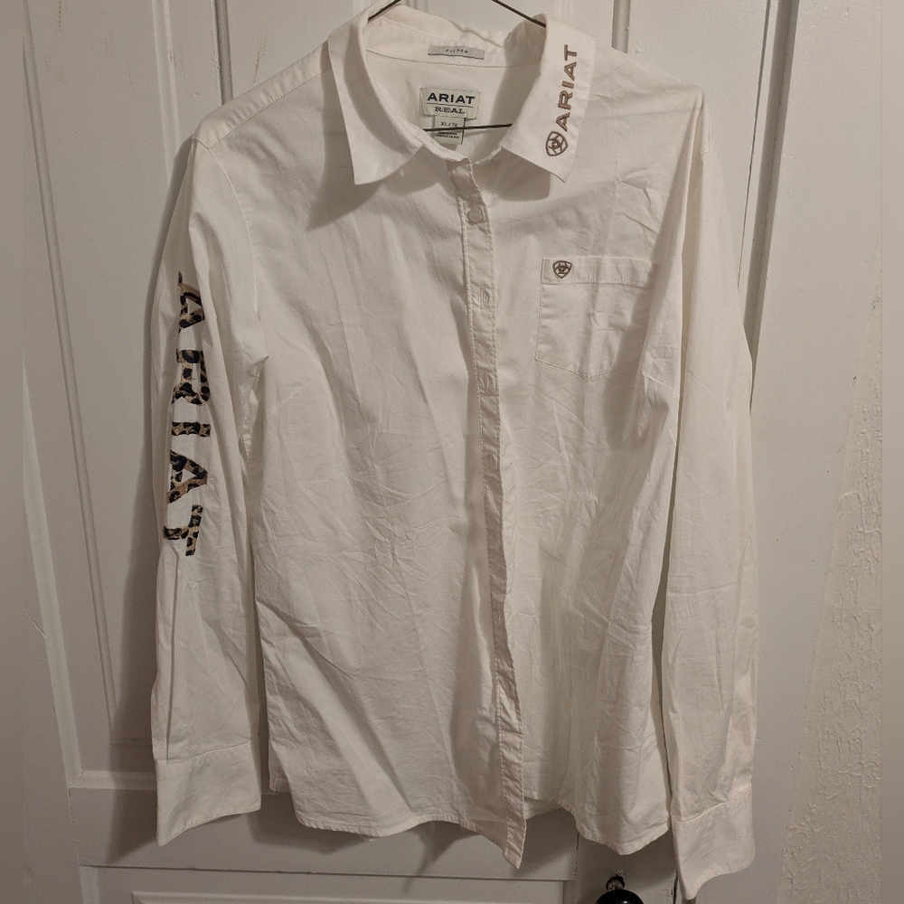 Ariat Long Sleeve With Cheetah Print Accent